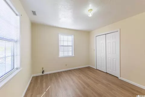Bedroom - 975-1107 E Margaret St, Piggott, AR 72454 photo 2 of 4