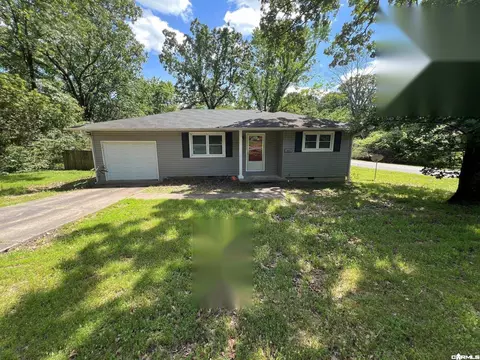1016 W Kiehl Ave, Sherwood, AR 72120
