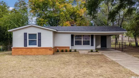 1504 Carolyn St, Jacksonville, AR 72076