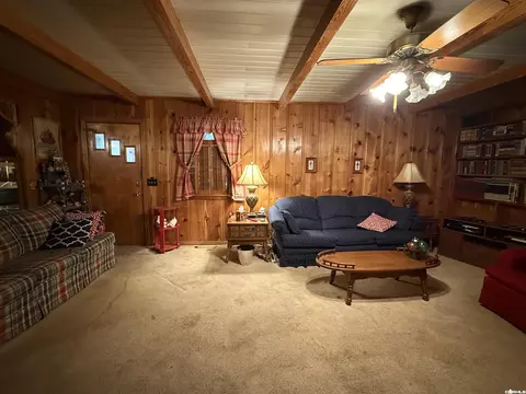 Living - 904 3rd Ave, Murfreesboro, AR 71958 photo 3 of 3
