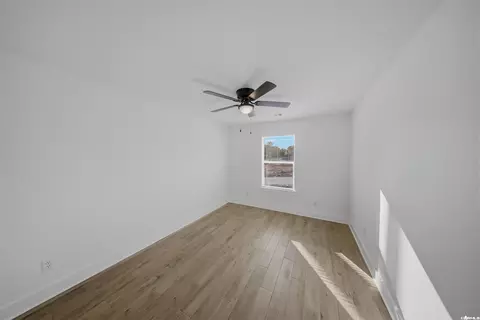 Bedroom - 149 Coal Mountain Rd, El Paso, AR 72045 photo 6 of 6