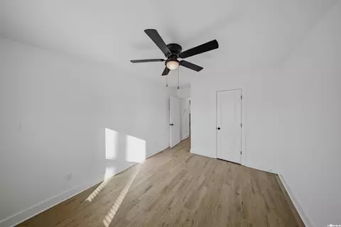 Bedroom - 149 Coal Mountain Rd, El Paso, AR 72045 photo 5 of 6