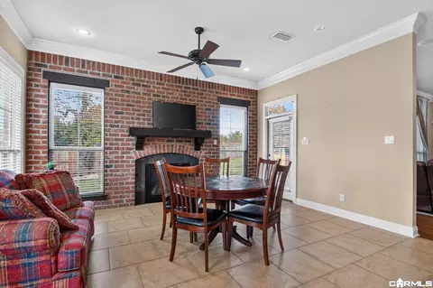 Dining - 4800 Trinity Xing, Conway, AR 72034 photo 3 of 3