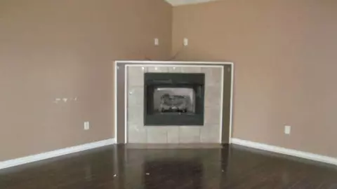 1006 Raspberry St, Elkins, AR 72727 photo 4