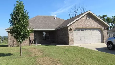 1006 Raspberry St, Elkins, AR 72727 photo 1