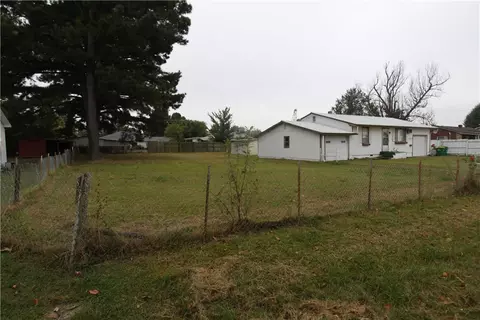 207 Gates Ave, Springdale, AR 72764 photo 16