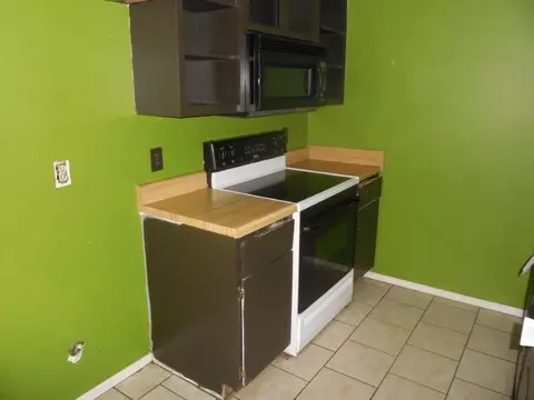 303 Wright Ave, Springdale, AR 72764 photo 8