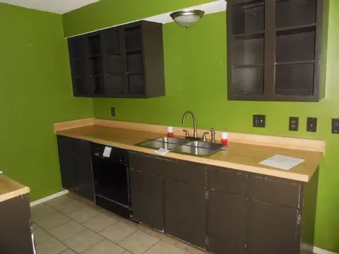 303 Wright Ave, Springdale, AR 72764 photo 9