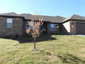 420 Trieste Dr, Centerton, AR 72719 photo 1