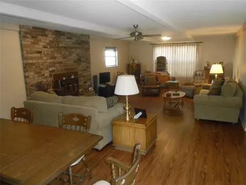 2201 Monticello Ave, Springdale, AR 72762 photo 2