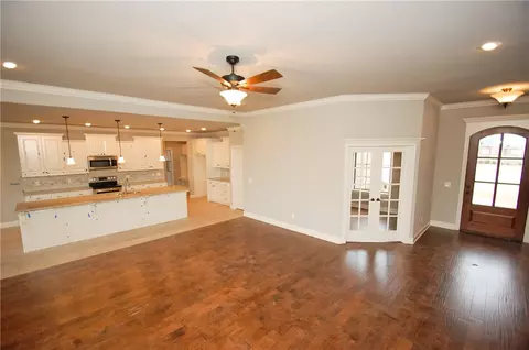 237 Ranalli Ave, Springdale, AR 72762 photo 9
