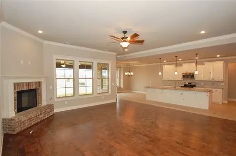 237 Ranalli Ave, Springdale, AR 72762 photo 4