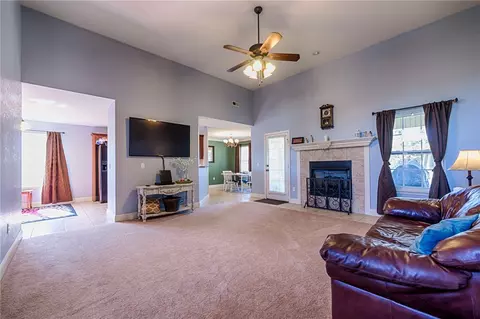 791 Walker St, Centerton, AR 72719 photo 4