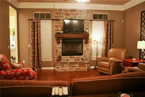 5537 Peyton Pl, Springdale, AR 72762 photo 3
