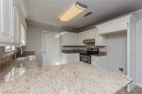 1119 Dick Smith St, Springdale, AR 72764 photo 8