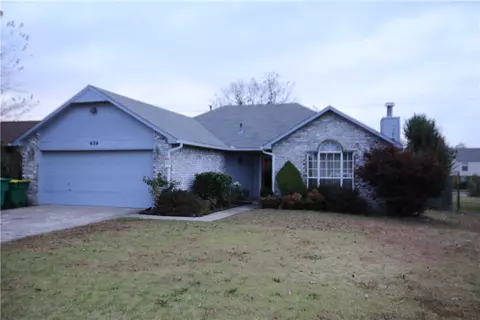 626 Terry Ave, Springdale, AR 72764 photo 1