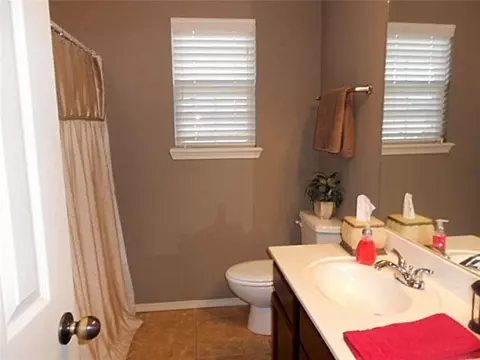 810 Walker St, Centerton, AR 72719 photo 24