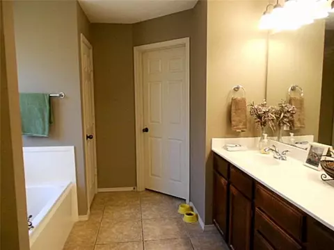810 Walker St, Centerton, AR 72719 photo 18