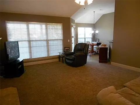 810 Walker St, Centerton, AR 72719 photo 13