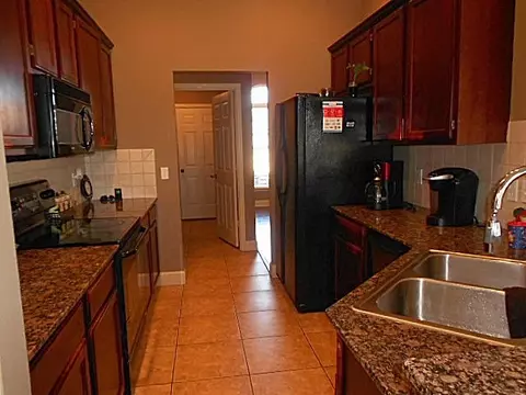 810 Walker St, Centerton, AR 72719 photo 3