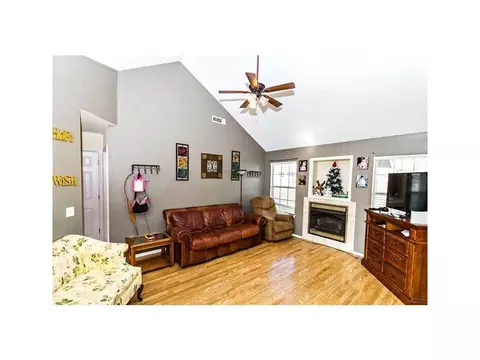 620 Knight Ave, Lowell, AR 72745 photo 6