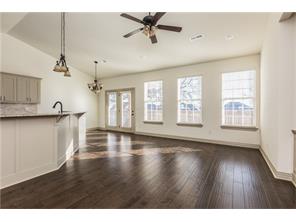 650 Edens Ct, Centerton, AR 72719 photo 2