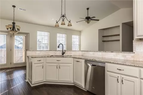 650 Edens Ct, Centerton, AR 72719 photo 6