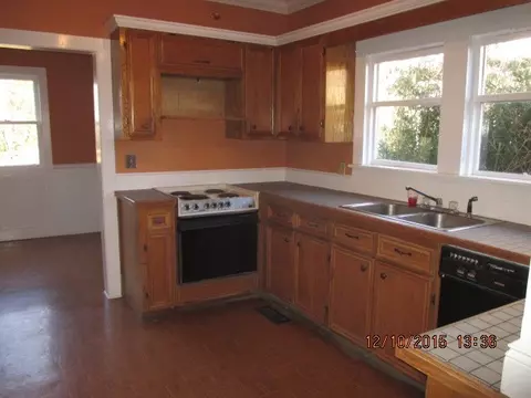 720 N Mill St, Springdale, AR 72764 photo 4
