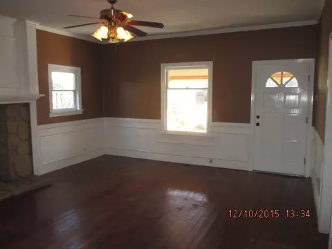 720 N Mill St, Springdale, AR 72764 photo 3