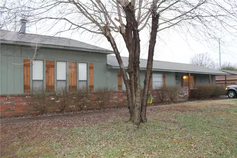 3203 Backus Ave, Springdale, AR 72762 photo 2