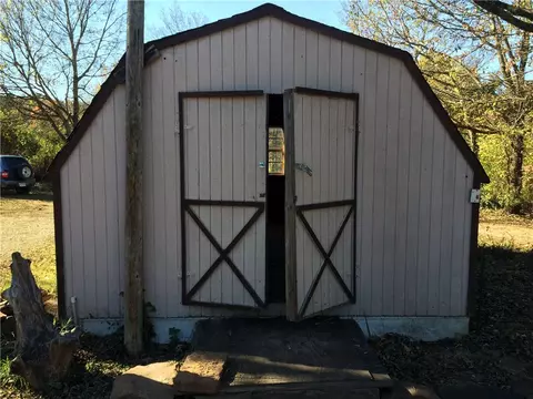 135 Campbell Ave, West Fork, AR 72774 photo 3