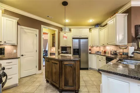 3963 Pasofino Loop, Springdale, AR 72764 photo 9