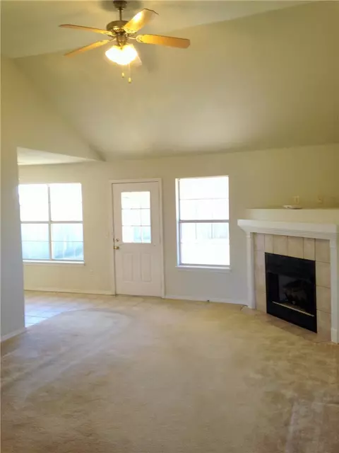 643 Bliss Cir, Centerton, AR 72719 photo 4