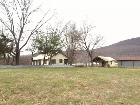 9888 Hwy 16, Combs, AR 72721 photo 18