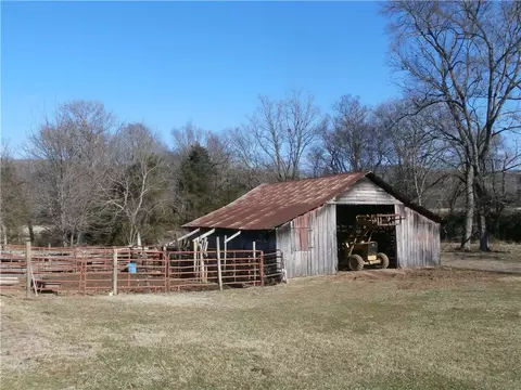 9888 Hwy 16, Combs, AR 72721 photo 8