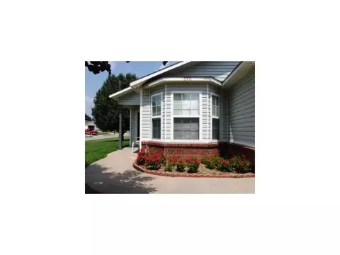 690 Daisy Ln, Springdale, AR 72764 photo 2