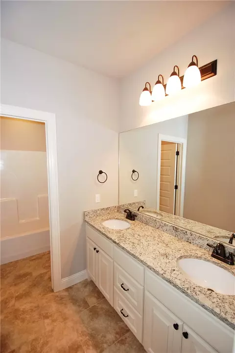 1243 Edinburgh Loop, Springdale, AR 72762 photo 17