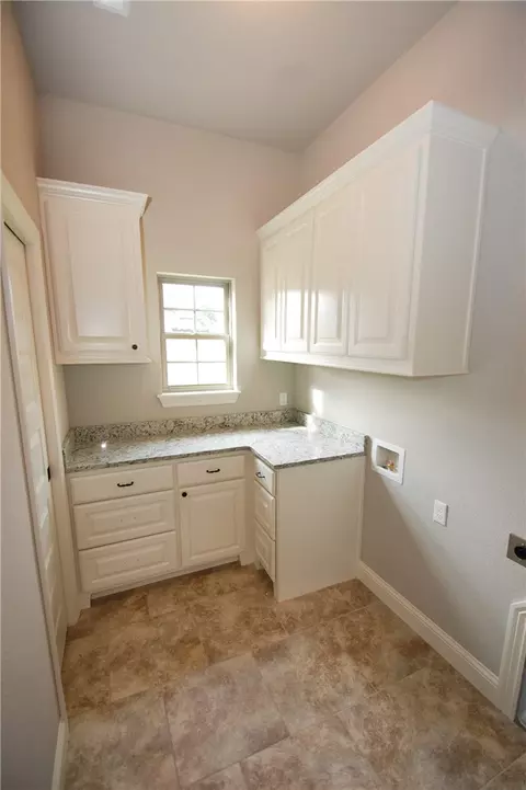 1243 Edinburgh Loop, Springdale, AR 72762 photo 23