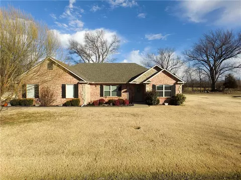 2403 Estates Dr, Grove, OK 74344 photo 1