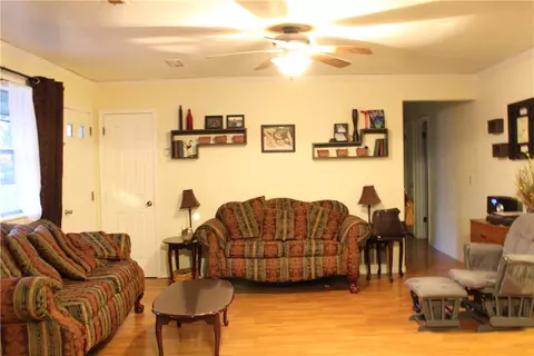 600 Steele Ct, Gentry, AR 72734 photo 4