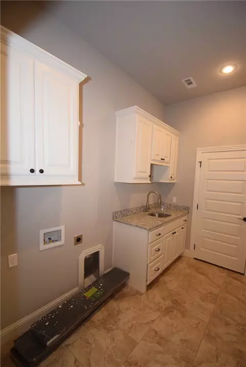 1258 Edinburgh Loop, Springdale, AR 72762 photo 19