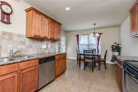 673 Olivia Ln, Centerton, AR 72719 photo 14