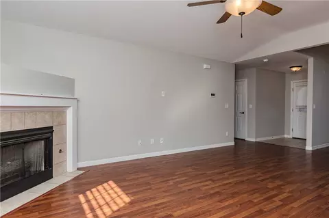 541 Tyler St, Centerton, AR 72719 photo 6