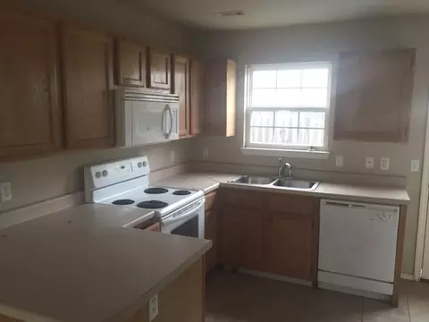 2775 Hampshire Ave, Springdale, AR 72764 photo 4