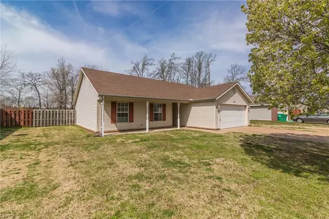 665 Gamble Rd, Centerton, AR 72719 photo 2