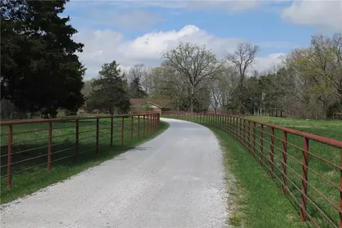 20697 Perry Rd, Springdale, AR 72764 photo 4
