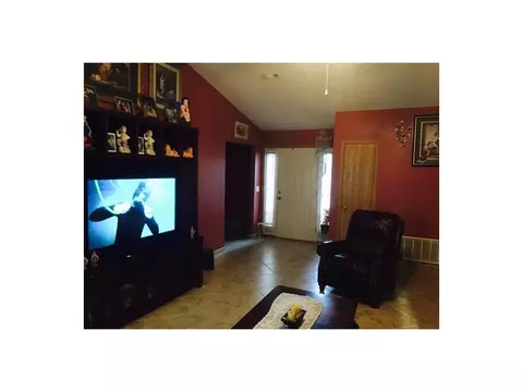2558 Appleglen, Springdale, AR 72764 photo 3