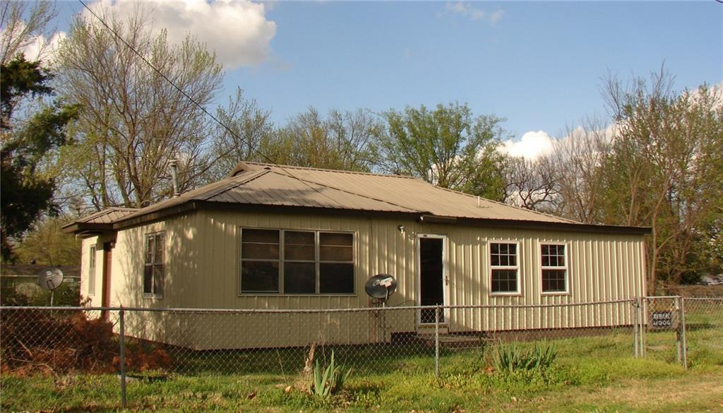 573 W Cherokee St, Jay, OK 74346 photo 1