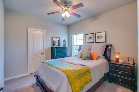 2000 Quinlan Ave, Lowell, AR 72745 photo 8