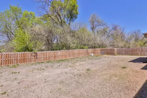 2000 Quinlan Ave, Lowell, AR 72745 photo 3